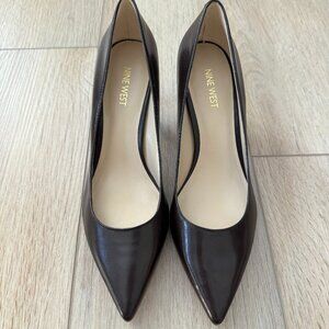 NWOT 🤎 Nine West Dark Brown Leather Ariana Pointed Toe Pumps – Size 9M